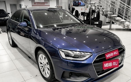 Audi A4, 2020 год, 2 850 000 рублей, 3 фотография