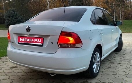 Volkswagen Polo VI (EU Market), 2015 год, 950 000 рублей, 3 фотография
