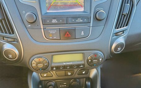 Hyundai ix35 I рестайлинг, 2015 год, 1 600 000 рублей, 11 фотография