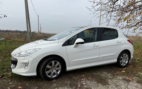 Peugeot 308 II, 2010 год, 700 000 рублей, 2 фотография