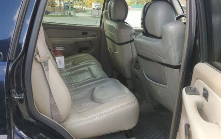 Chevrolet Tahoe II, 2003 год, 1 100 000 рублей, 14 фотография