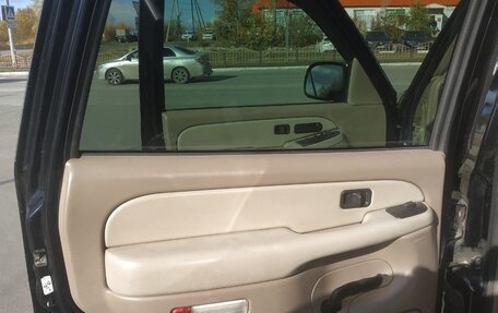 Chevrolet Tahoe II, 2003 год, 1 100 000 рублей, 18 фотография