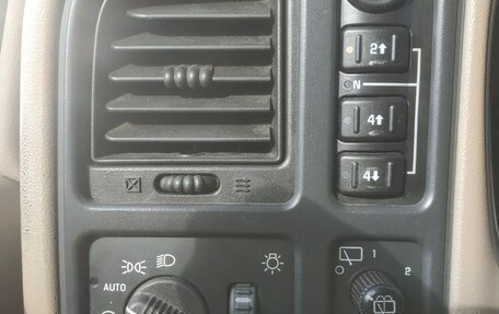 Chevrolet Tahoe II, 2003 год, 1 100 000 рублей, 29 фотография