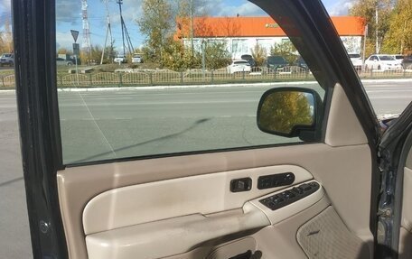 Chevrolet Tahoe II, 2003 год, 1 100 000 рублей, 17 фотография