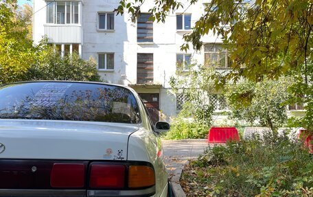 Toyota Sprinter VIII (E110), 1993 год, 300 000 рублей, 2 фотография