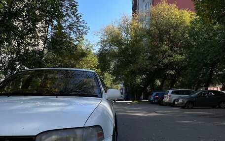 Toyota Sprinter VIII (E110), 1993 год, 300 000 рублей, 3 фотография