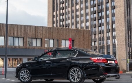 Honda Accord IX рестайлинг, 2013 год, 1 800 000 рублей, 2 фотография