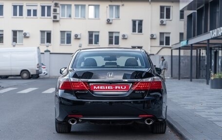 Honda Accord IX рестайлинг, 2013 год, 1 800 000 рублей, 7 фотография