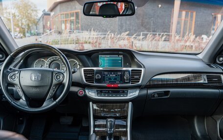 Honda Accord IX рестайлинг, 2013 год, 1 800 000 рублей, 11 фотография