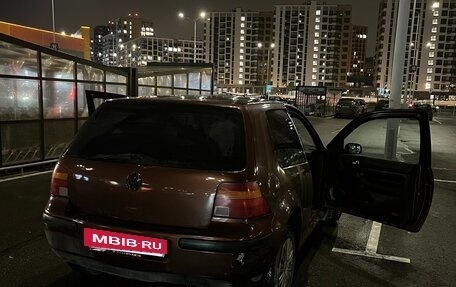Volkswagen Golf IV, 1998 год, 180 000 рублей, 2 фотография