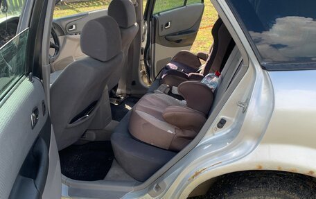 Mazda Familia Y11, 2001 год, 375 000 рублей, 12 фотография