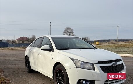 Chevrolet Cruze II, 2012 год, 650 000 рублей, 2 фотография
