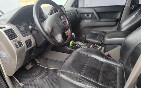 Mitsubishi Pajero III рестайлинг, 2004 год, 995 000 рублей, 6 фотография