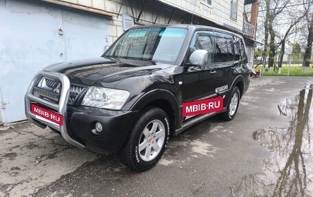 Mitsubishi Pajero III рестайлинг, 2004 год, 995 000 рублей, 4 фотография