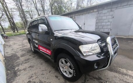 Mitsubishi Pajero III рестайлинг, 2004 год, 995 000 рублей, 3 фотография