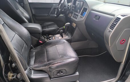 Mitsubishi Pajero III рестайлинг, 2004 год, 995 000 рублей, 12 фотография