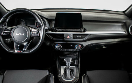 KIA Cerato IV, 2021 год, 2 310 000 рублей, 11 фотография