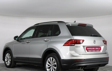 Volkswagen Tiguan II, 2018 год, 2 090 000 рублей, 7 фотография