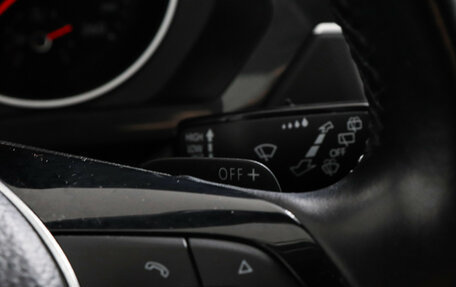 Volkswagen Tiguan II, 2018 год, 2 090 000 рублей, 13 фотография