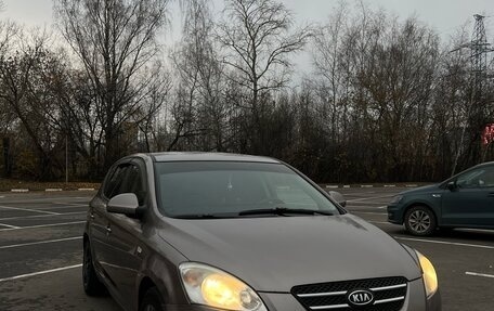 KIA cee'd I рестайлинг, 2009 год, 565 000 рублей, 2 фотография