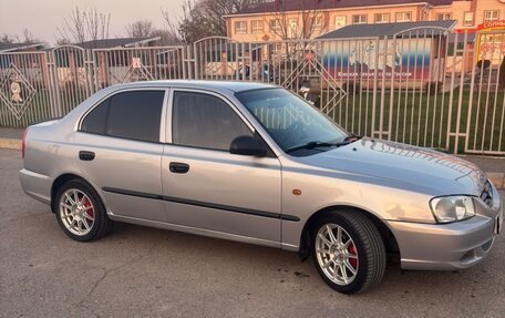 Hyundai Accent II, 2005 год, 550 000 рублей, 2 фотография