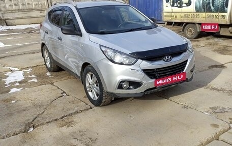 Hyundai ix35 I рестайлинг, 2012 год, 1 000 000 рублей, 4 фотография
