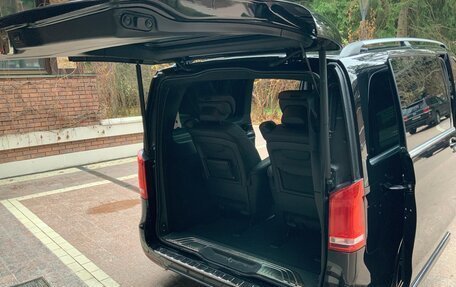 Mercedes-Benz V-Класс, 2019 год, 6 300 000 рублей, 23 фотография