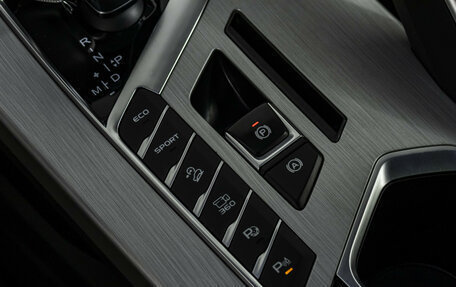 Geely Coolray I, 2022 год, 1 598 000 рублей, 15 фотография