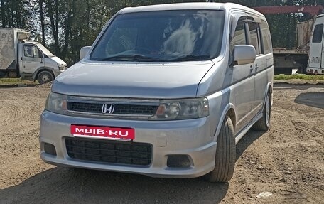 Honda Stepwgn II рестайлинг, 2004 год, 870 000 рублей, 2 фотография