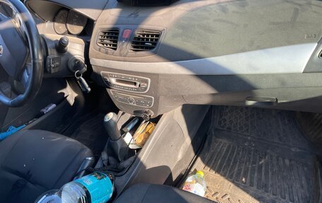 Renault Fluence I, 2011 год, 220 000 рублей, 17 фотография