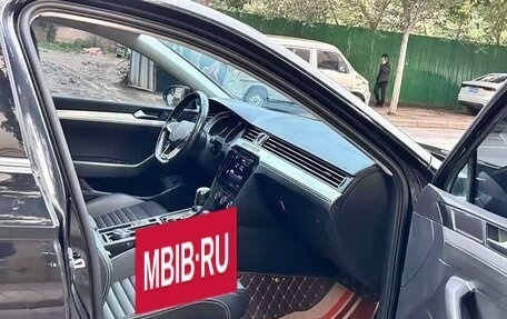 Volkswagen Passat B8 рестайлинг, 2022 год, 1 820 000 рублей, 12 фотография