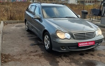 Mercedes-Benz C-Класс, 2004 год, 490 000 рублей, 1 фотография