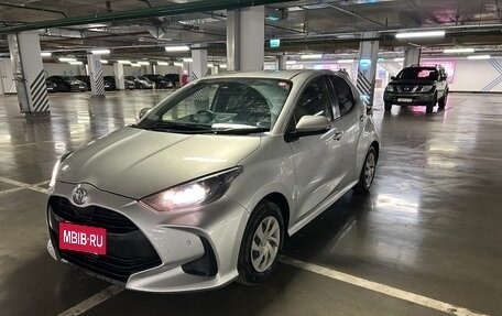 Toyota Yaris, 2020 год, 1 200 000 рублей, 4 фотография