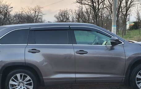 Toyota Highlander III, 2014 год, 2 820 000 рублей, 4 фотография