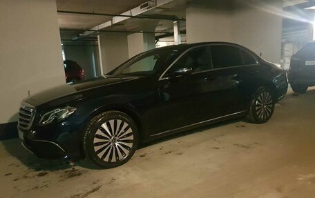 Mercedes-Benz E-Класс, 2017 год, 3 200 000 рублей, 2 фотография