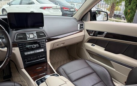 Mercedes-Benz E-Класс, 2014 год, 3 500 000 рублей, 23 фотография