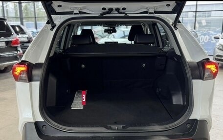 Toyota RAV4, 2020 год, 3 398 000 рублей, 8 фотография