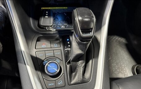 Toyota RAV4, 2020 год, 3 398 000 рублей, 26 фотография