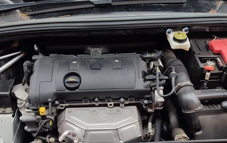 Peugeot 408 I рестайлинг, 2015 год, 800 000 рублей, 4 фотография