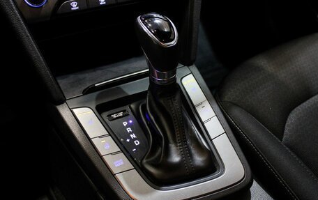 Hyundai Elantra VI рестайлинг, 2017 год, 1 495 000 рублей, 10 фотография