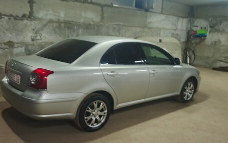 Toyota Avensis III рестайлинг, 2008 год, 900 000 рублей, 5 фотография