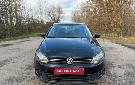 Volkswagen Polo VI (EU Market), 2011 год, 570 000 рублей, 1 фотография