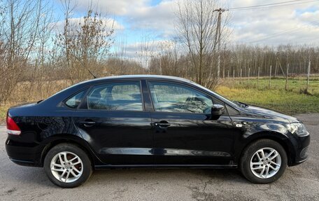 Volkswagen Polo VI (EU Market), 2011 год, 570 000 рублей, 2 фотография