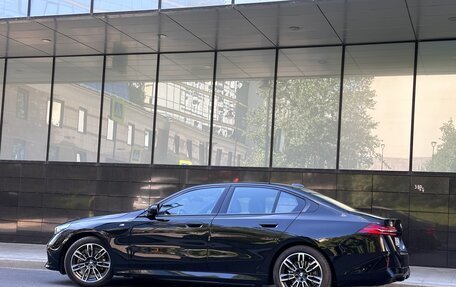 BMW 5 серия, 2023 год, 9 200 000 рублей, 6 фотография