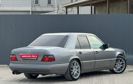 Mercedes-Benz E-Класс, 1995 год, 1 100 000 рублей, 3 фотография