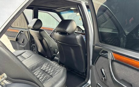 Mercedes-Benz E-Класс, 1995 год, 1 100 000 рублей, 17 фотография