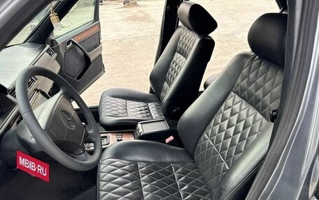 Mercedes-Benz E-Класс, 1995 год, 1 100 000 рублей, 13 фотография