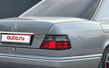 Mercedes-Benz E-Класс, 1995 год, 1 100 000 рублей, 22 фотография