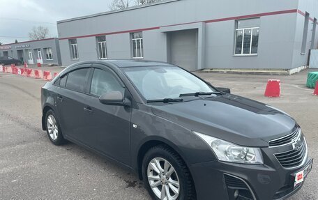 Chevrolet Cruze II, 2013 год, 700 000 рублей, 2 фотография