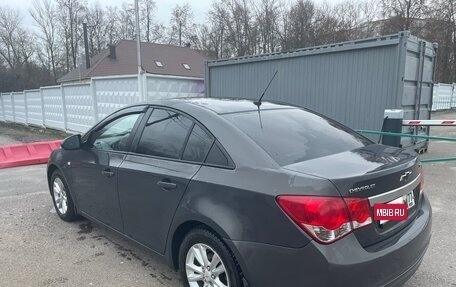 Chevrolet Cruze II, 2013 год, 700 000 рублей, 6 фотография
